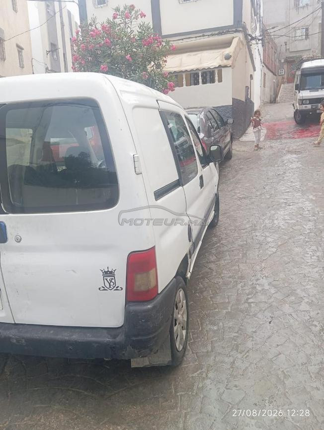 بيجو بارطنير 2006 6 دبيبان