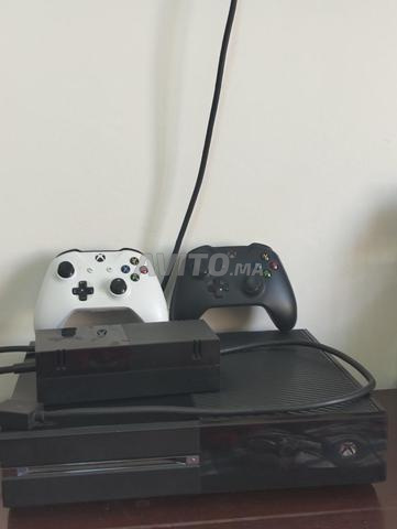 إكس بوكس ون 500 جيجا مع 2 يد تحكم