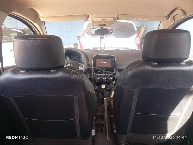 Renault Clio Essence Manuelle 2017 à Marrakech