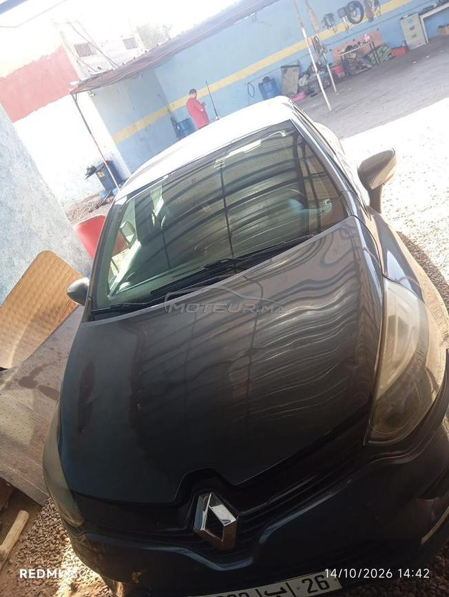 Renault Clio Essence Manuelle 2017 à Marrakech