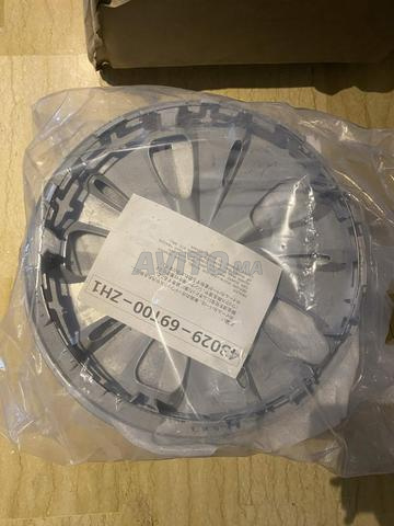 4 Jantes 15 Pouces avec Enjoliveurs Suzuki Swift - 2