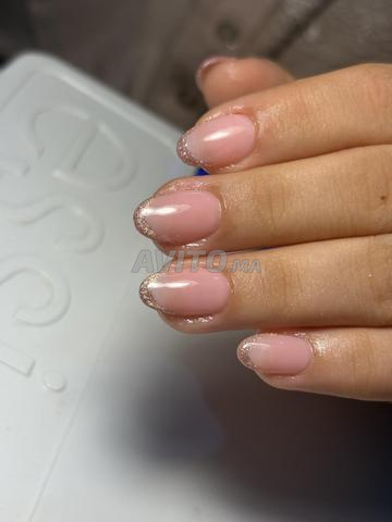 Les faux ongles - 2