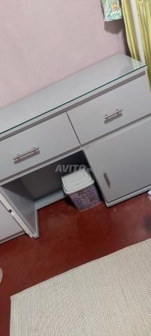 Coiffeuse et 2 Tables de nuit