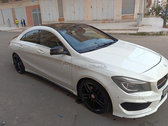 Mercedes-Benz 220 Diesel Automatique 2013 à Fès