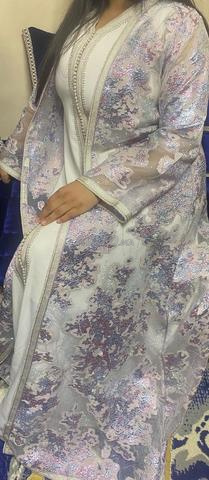 Caftans et takchitas faits main à vendre - 2