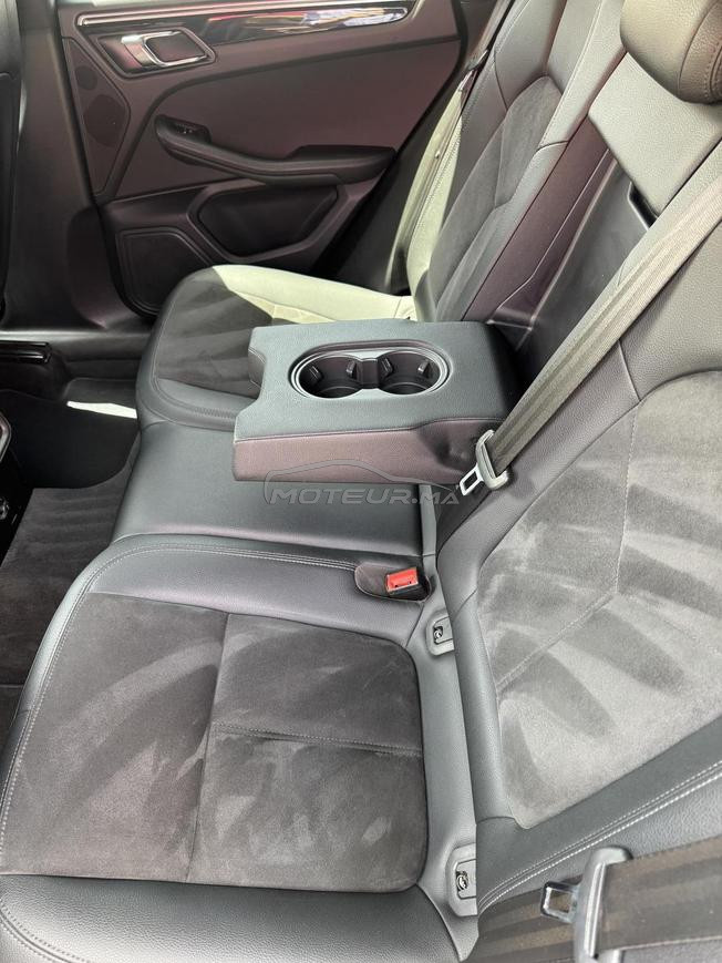Porshe macan s en très bon etat.bien entretenue 