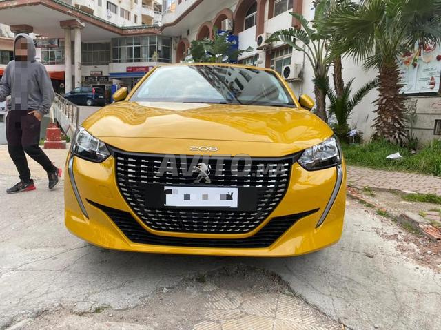 Peugeot 208 Diesel Manuelle 2021 à Tanger