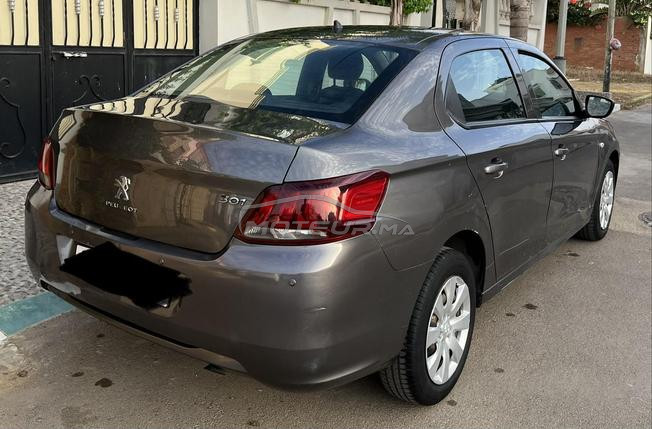 Peugeot 301 Diesel Manuelle 2021 à Tanger