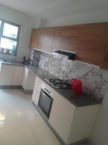 Appartement à louer 83 m² à Temara