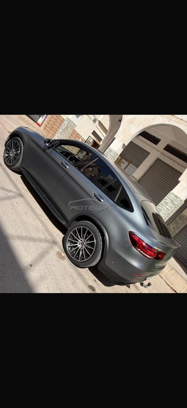 je met en vente ma voiture glc de 300 