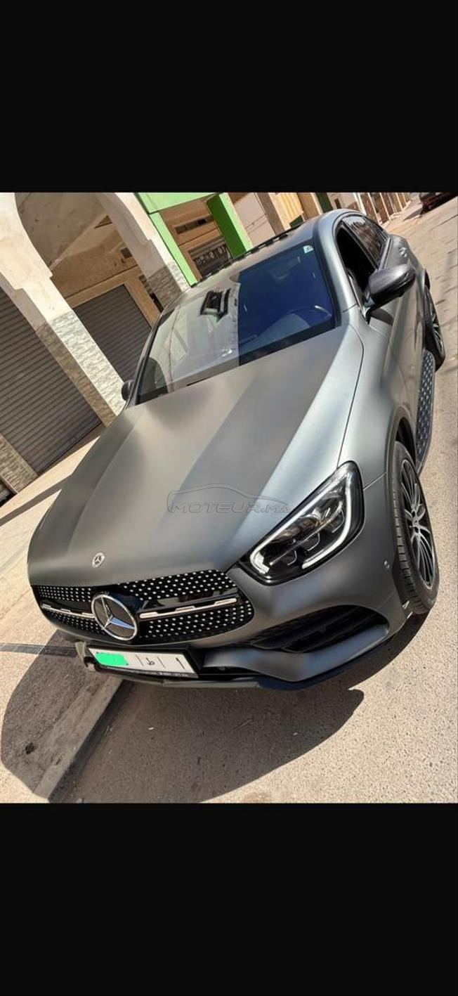 je met en vente ma voiture glc de 300 