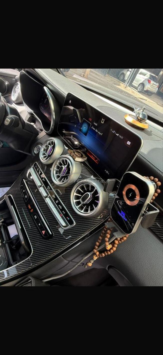 je met en vente ma voiture glc de 300 