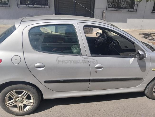 Peugeot 206 plus model 2011