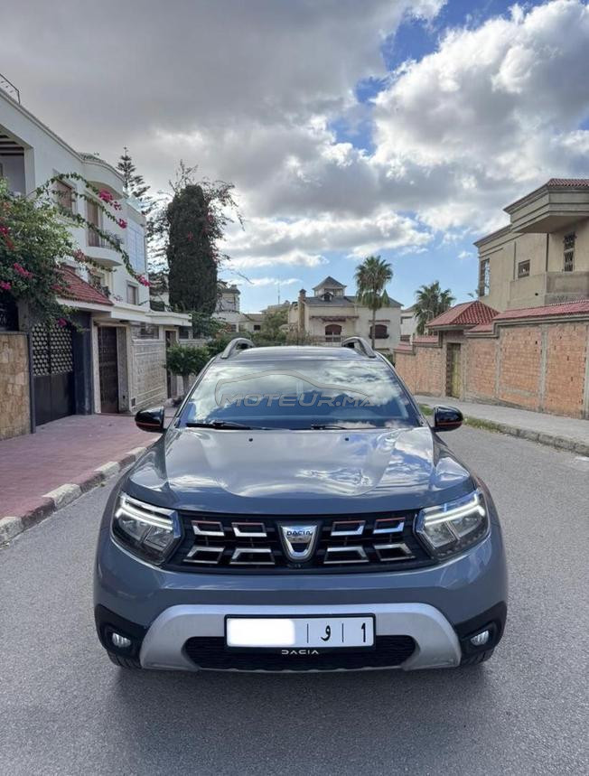 dacia duster 2022 grey nardo