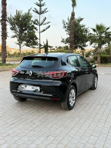 Clio 5 modèle 2023 Bon état - 2