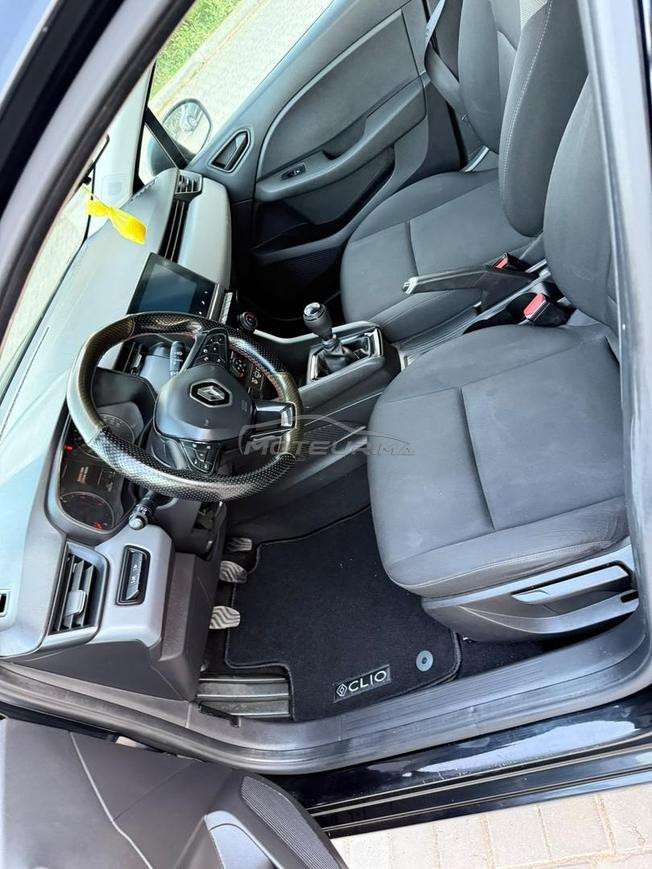 clio 5 model 2023 Bon état 
