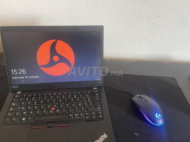 PC portable très bon état avec souris gamer