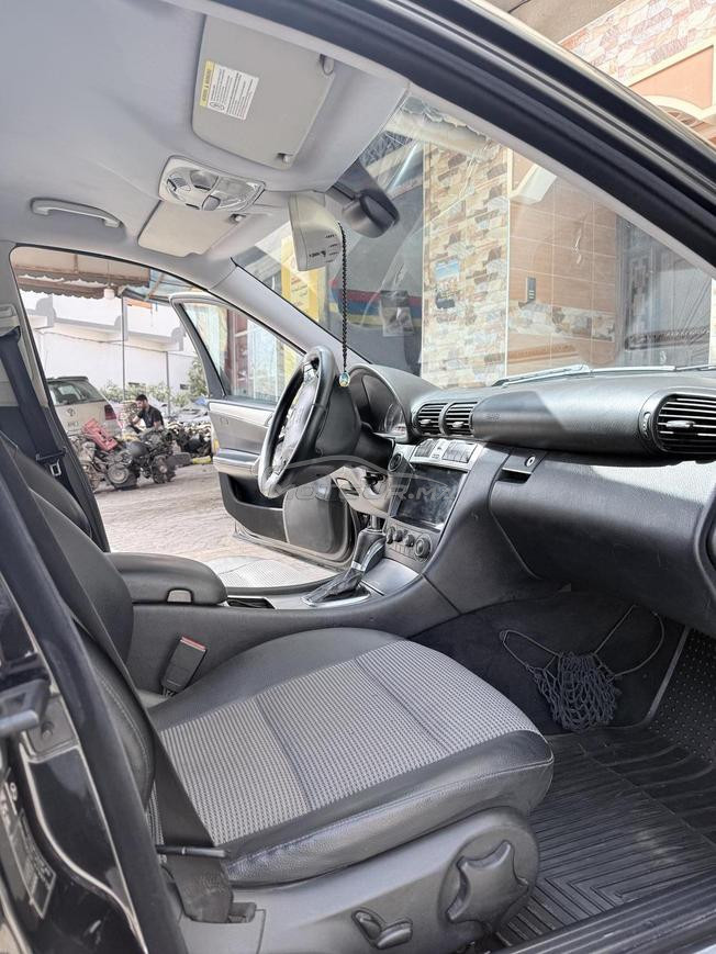 MERCEDES C220