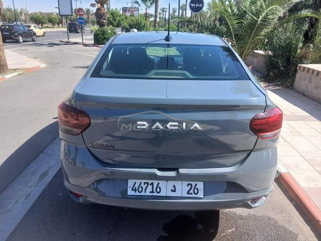 dacia Logan automatique essence 