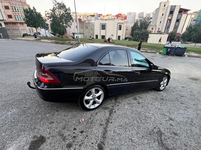 Mercedes-Benz 220 Diesel Automatique 2004 à Tanger
