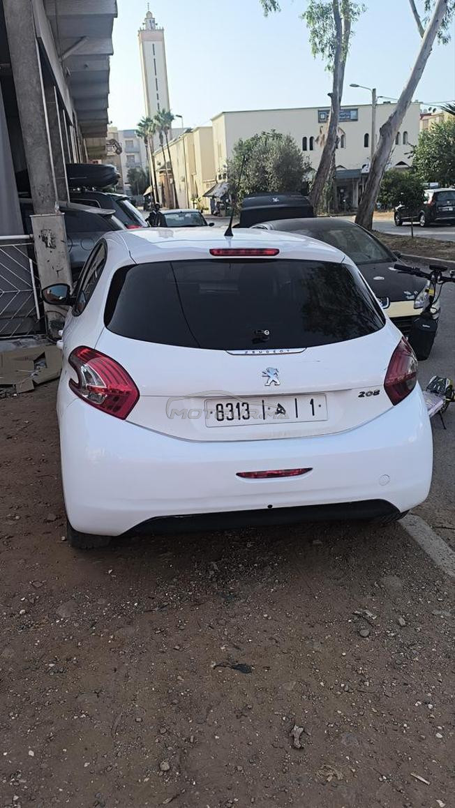 Peugeot 208 Diesel Manuelle 2014 à Temara