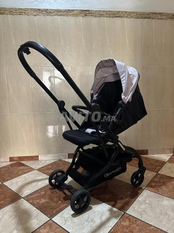 Poussette bébé Grace Kid – Noire et beige, pliable