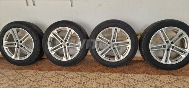 Vente de 4 roues d'origine Audi Q5 importées - 2