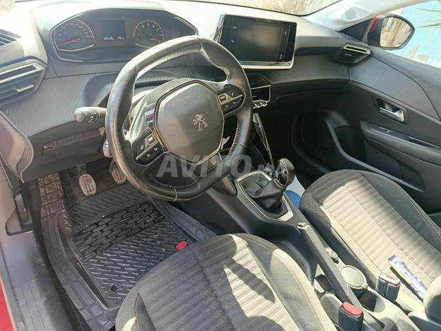 Peugeot 208 - 2