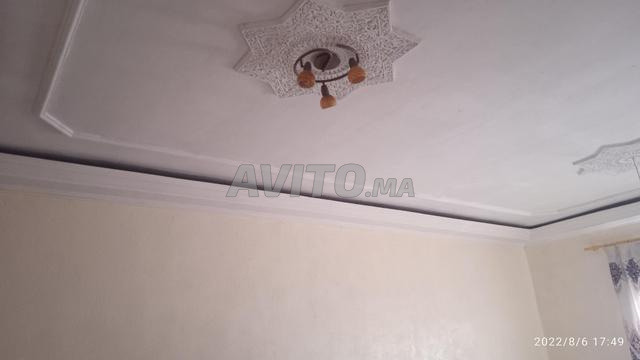 Appartement composé d'un salon, séjour, salle de bain, 2 chambres et balcon - 2