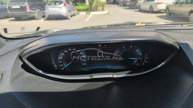 Peugeot 5008 Diesel Automatique 2018 à Kénitra