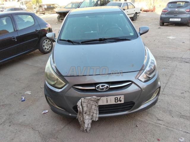 Hyundai Accent Diesel Manuelle Octobre 2016 à Marrakech - 2