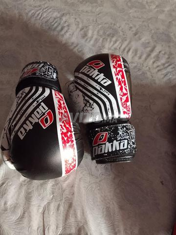 Gants et protège pieds 120 dh