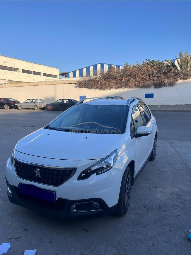 Peugeot 2008 Diesel Manuelle 2018 à Salé
