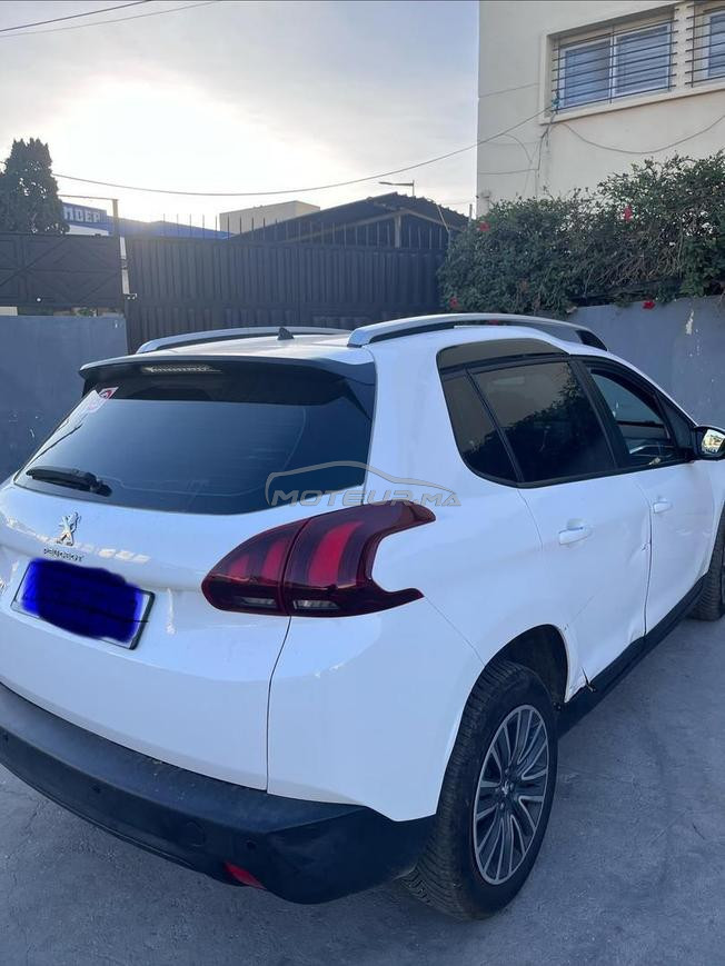 Peugeot 2008 Diesel Manuelle 2018 à Salé