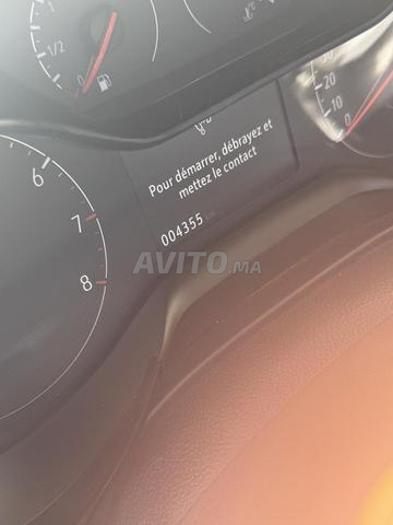 Opel Corsa encore neuve - 2