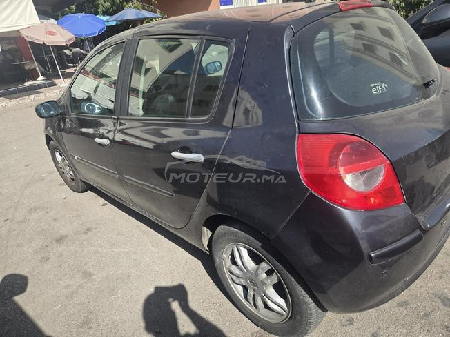 Clio 3 diesel 6 chv toutes options 
