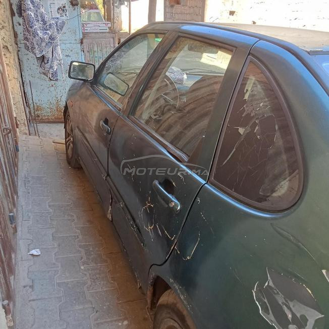 سيارة بحالة جيدة 