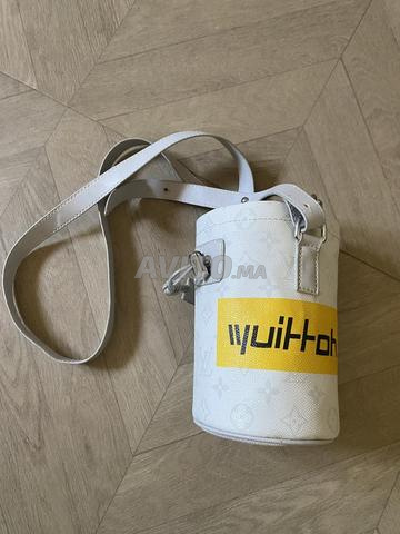 Louis Vuitton - 2