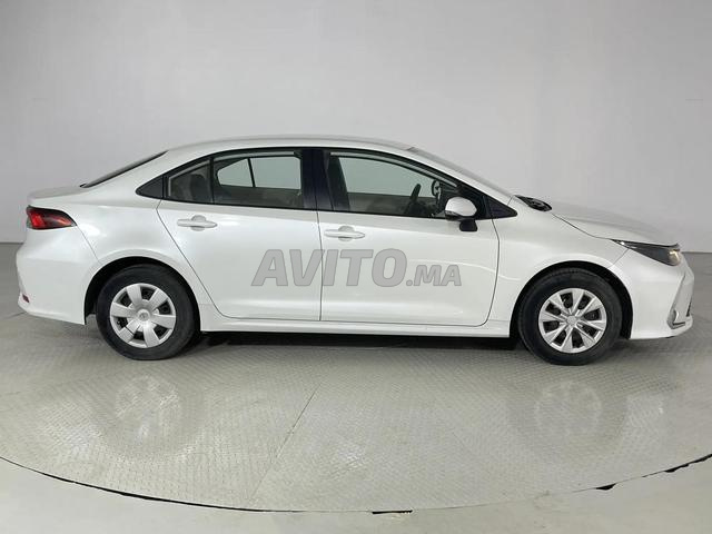 LOCATION DE TOYOTA COROLLA - 2