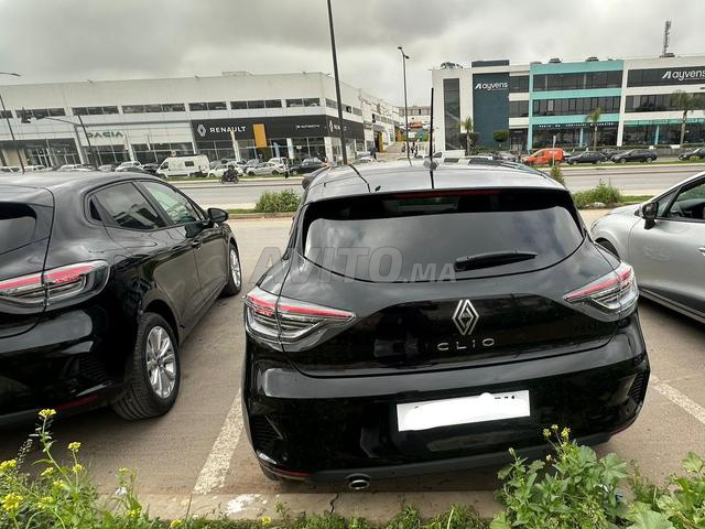CLIO 5 à louer