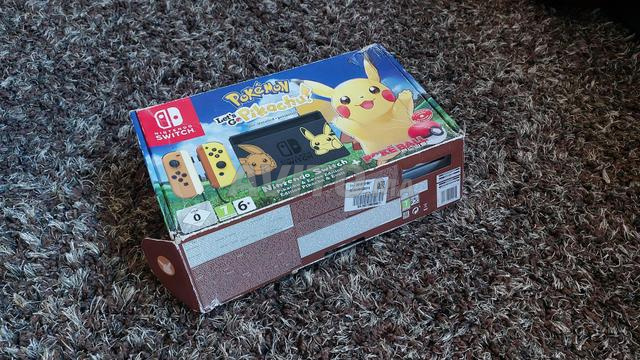 Nintendo Switch Édition Collector Pokémon - 2