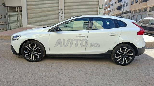 Volvo V40 Diesel Automatique 2018 - 2