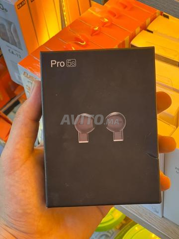 Airpods pro 5s - 2