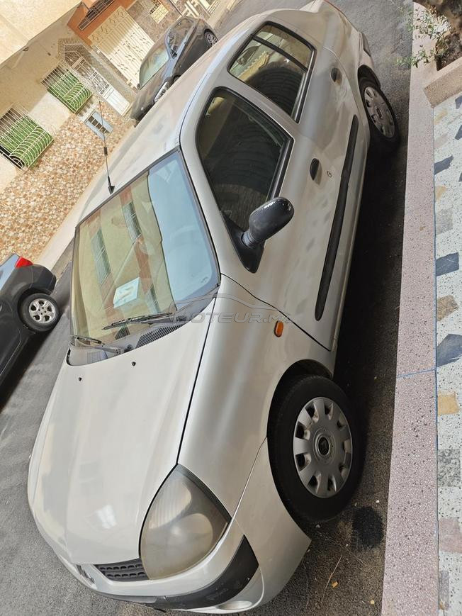 Clio Classique 2002 