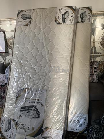 2 matelas neufs jamais utilisés 190/90 - 2