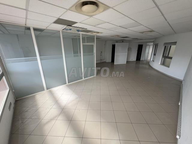 Bureau 104 m² climatisé, 2 façades – Centre-ville - 2