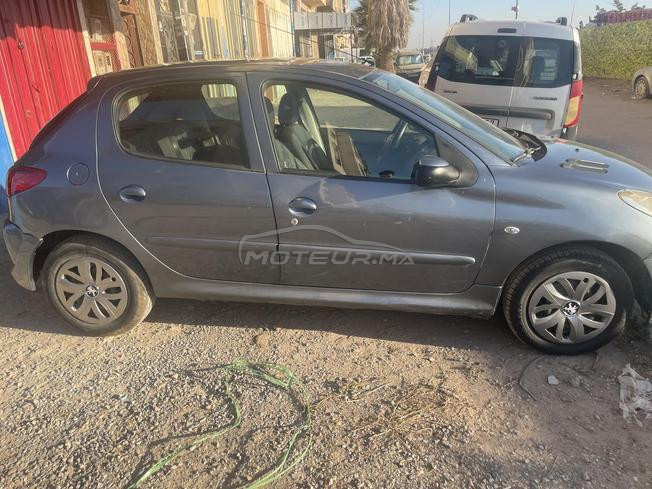 Peugeot 206 Diesel Manuelle 2011 à Lahraouyine
