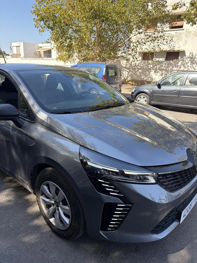 Renault Clio Essence Automatique 2025 à Rabat