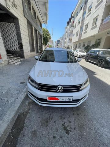 Volkswagen Jetta Diesel Automatique 2017 à Tanger - 2