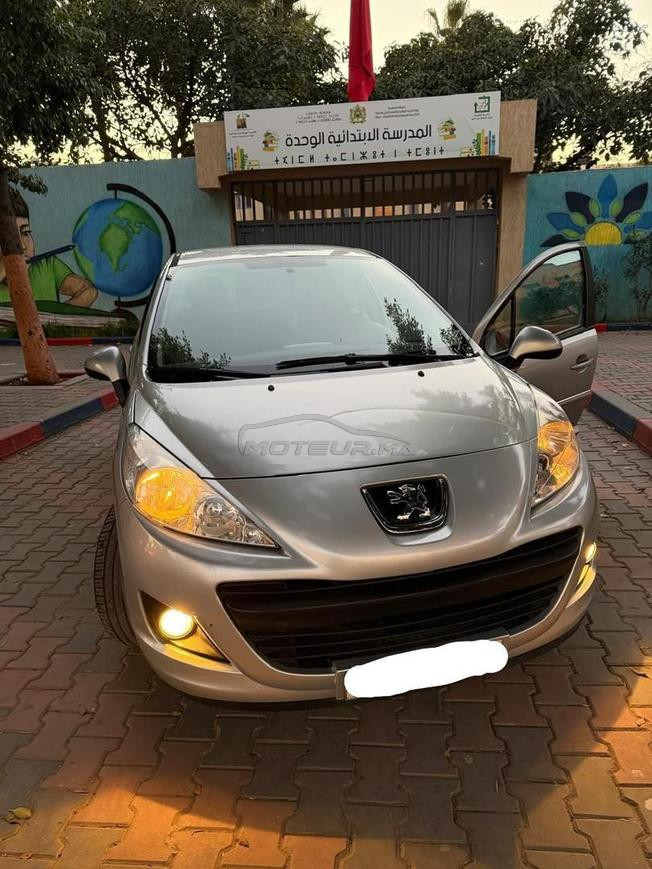 سيارة للبيع جيدة